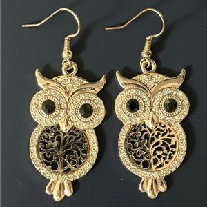 Gold Tone Owl Earrings